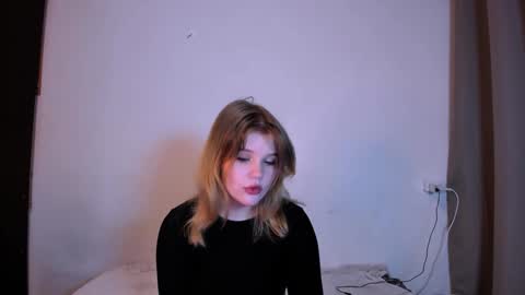 hi Im Mina  online show from January 6, 1:31 am