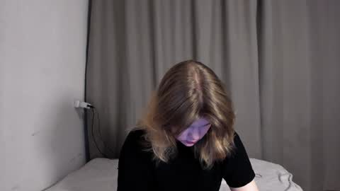 hi Im Mina  online show from January 14, 2:08 am