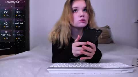 hi Im Mina  online show from January 27, 9:44 pm