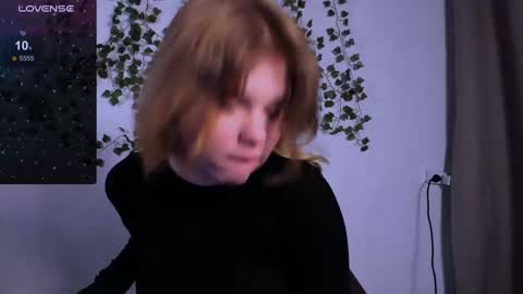 hi Im Mina  online show from February 19, 12:33 pm