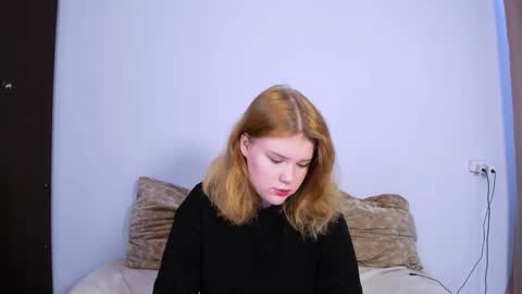 hi Im Mina  online show from September 11, 4:34 am