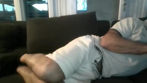 Snapshot of minalex12 chatting on April 26, 7:33 pm minalex12 online show from April 26, 7:33 pm