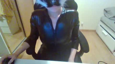 Snapshot of minamask chatting on March 4, 12:16 am MinaMask online show from March 4, 12:16 am