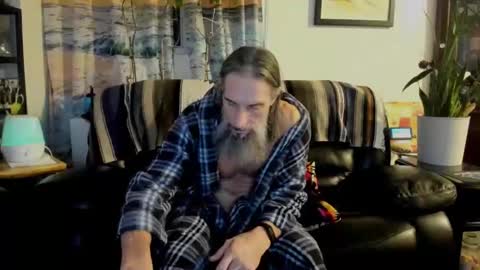 Snapshot of mindphuk chatting on January 19, 4:44 am mindphuk online show from January 19, 4:44 am