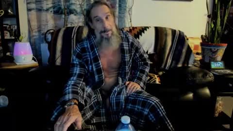 Snapshot of mindphuk chatting on February 13, 7:03 am mindphuk online show from February 13, 7:03 am