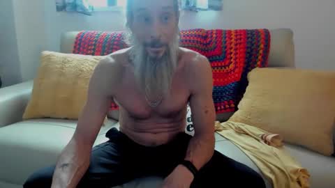 mindphuk online show from February 18, 6:04 pm