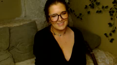 Mindy online show from April 13, 5:24 am