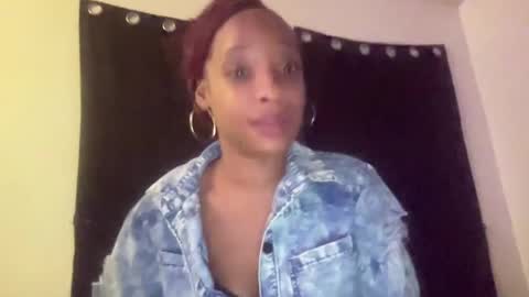 Snapshot of mini_luv chatting on July 12, 6:37 am SLIPSLID online show from July 12, 6:37 am