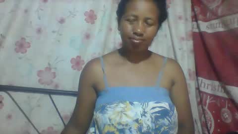 Snapshot of minie4tina chatting on December 26, 5:37 am Minie4Tina online show from December 26, 5:37 am