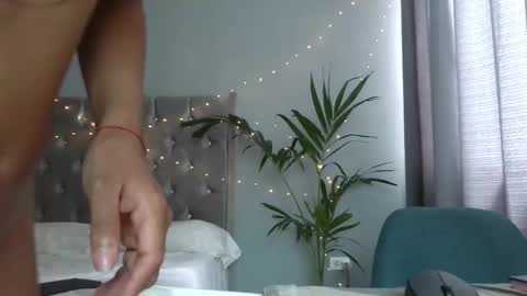   Mini Mila Kunis ft Ashton Katchero. Follow me to stay in touch  online show from November 29, 3:37 pm