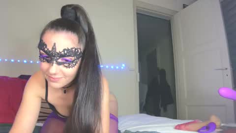 Tina et Lo online show from October 15, 7:58 pm