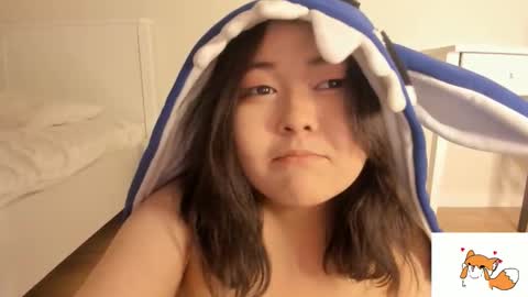 Snapshot of minji_snow chatting on December 18, 2:12 pm Minji online show from December 18, 2:12 pm