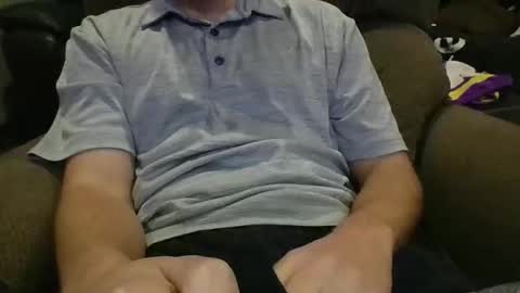 Minnesota Guy online show from November 11, 11:38 pm