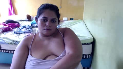 Snapshot of minnie_bbw69 chatting on March 10, 8:03 pm Andrea online show from March 10, 8:03 pm