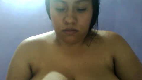 Snapshot of minnisex chatting on January 4, 1:21 am Minni Sex online show from January 4, 1:21 am