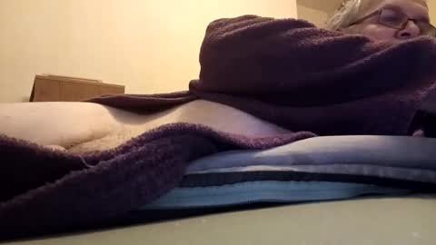 Snapshot of minos60200 chatting on December 21, 6:44 pm Stephano online show from December 21, 6:44 pm