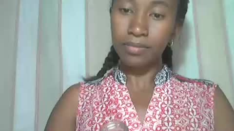 minouch211907 online show from November 20, 10:59 am