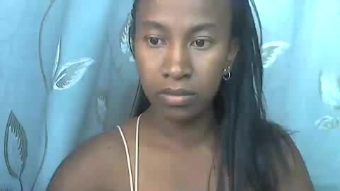 minouch211907 online show from July 5, 9:38 am
