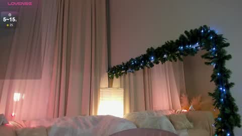 Lianna online show from January 1, 5:55 pm