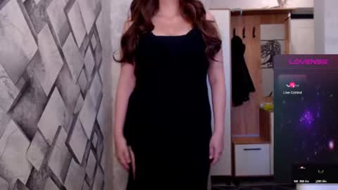 Snapshot of minty_dazee chatting on June 27, 11:48 am Dasha online show from June 27, 11:48 am