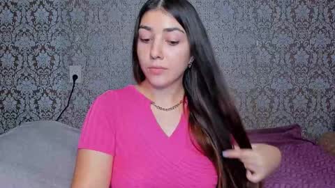 Snapshot of mira_bloempje chatting on October 18, 4:30 pm Mira online show from October 18, 4:30 pm
