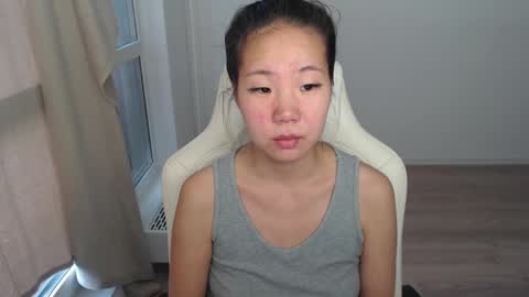 mira_g online show from March 4, 12:44 pm