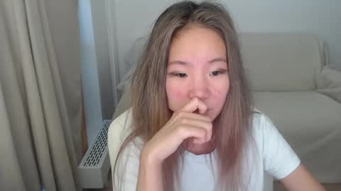 mira_g online show from September 8, 4:50 pm