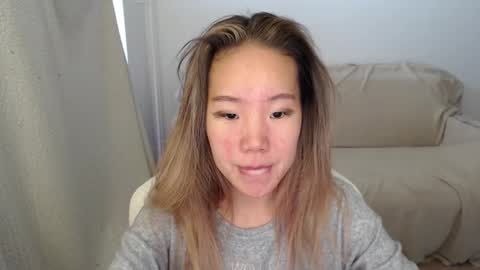 mira_g online show from September 17, 6:15 am