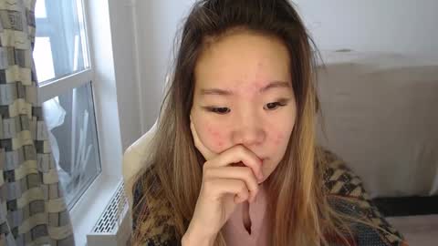 mira_g online show from January 13, 9:25 am