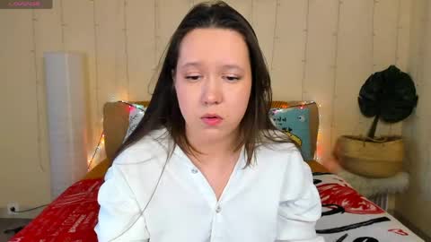 Snapshot of mira_karter chatting on May 15, 5:25 am Mira online show from May 15, 5:25 am