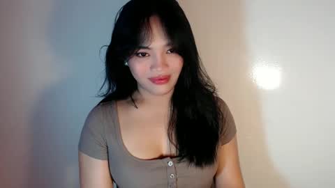 Snapshot of mira_luna222 chatting on January 6, 10:46 am Mira Bella online show from January 6, 10:46 am