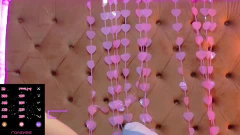 Snapshot of mira_lynxx chatting on February 22, 6:02 am mira_lynxx online show from February 22, 6:02 am