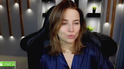 Mira online show from January 18, 1:08 am