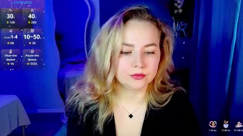 Snapshot of mira_mermayd chatting on May 15, 2:07 am Mira online show from May 15, 2:07 am