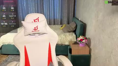 Snapshot of mira_star_007 chatting on July 2, 1:05 am Tanita online show from July 2, 1:05 am
