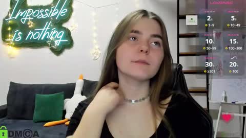 miraa_bloom online show from December 21, 2:02 pm