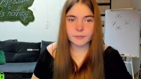 Snapshot of miraa_bloom chatting on January 18, 2:21 pm miraa_bloom online show from January 18, 2:21 pm