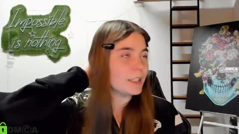 miraa_bloom online show from April 15, 1:40 pm