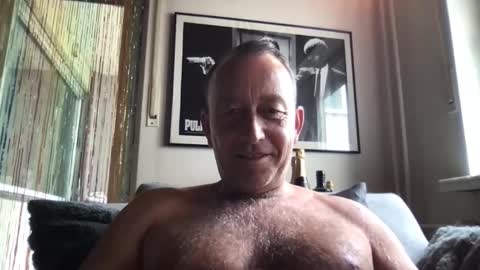 Snapshot of miracolix_030 chatting on June 4, 10:43 am Ben online show from June 4, 10:43 am