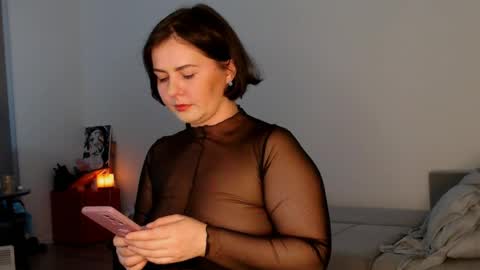 Snapshot of miradiaz chatting on April 18, 9:37 pm Meera online show from April 18, 9:37 pm