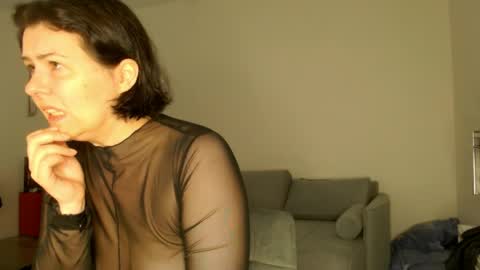 Snapshot of miradiaz chatting on May 2, 8:36 pm Meera online show from May 2, 8:36 pm