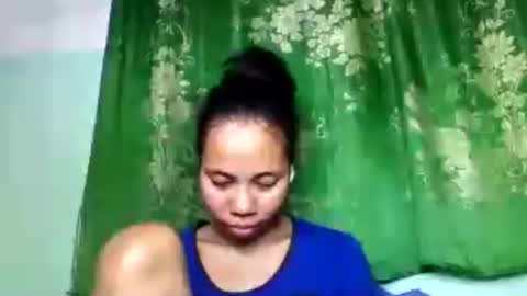 Snapshot of mirah881 chatting on June 13, 5:33 pm mirah881 online show from June 13, 5:33 pm