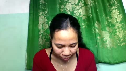 Snapshot of mirah881 chatting on June 19, 7:01 am mirah881 online show from June 19, 7:01 am