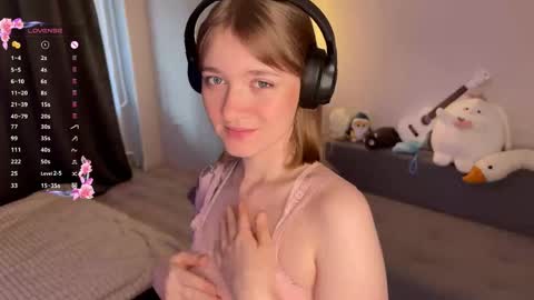 Mira online show from May 23, 10:47 pm