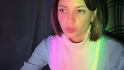 MiraLaPics online show from April 29, 9:10 pm