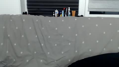              online show from January 31, 8:22 pm