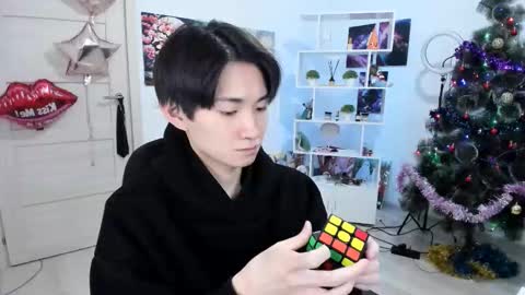              online show from January 6, 9:02 am