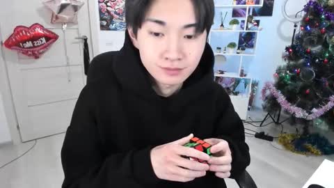              online show from January 7, 9:45 am