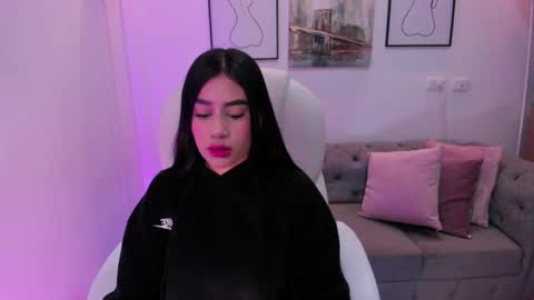 miranda_crawfor online show from March 24, 2:38 am