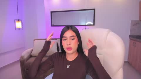 Snapshot of miranda_crawfor chatting on May 16, 12:59 pm miranda_crawfor online show from May 16, 12:59 pm